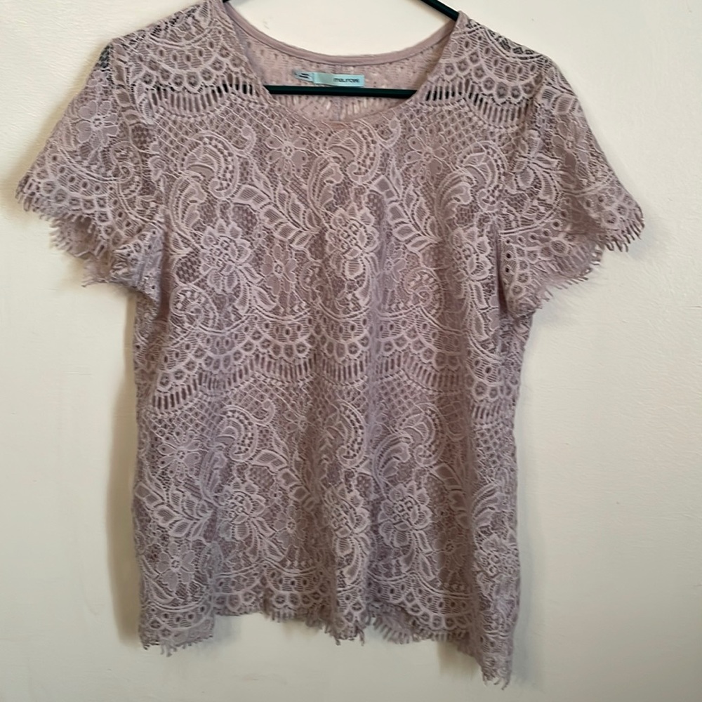 Maurices Top Size L Lace Short sleeve-Layer with a sweater/jacket.Pretty color.
